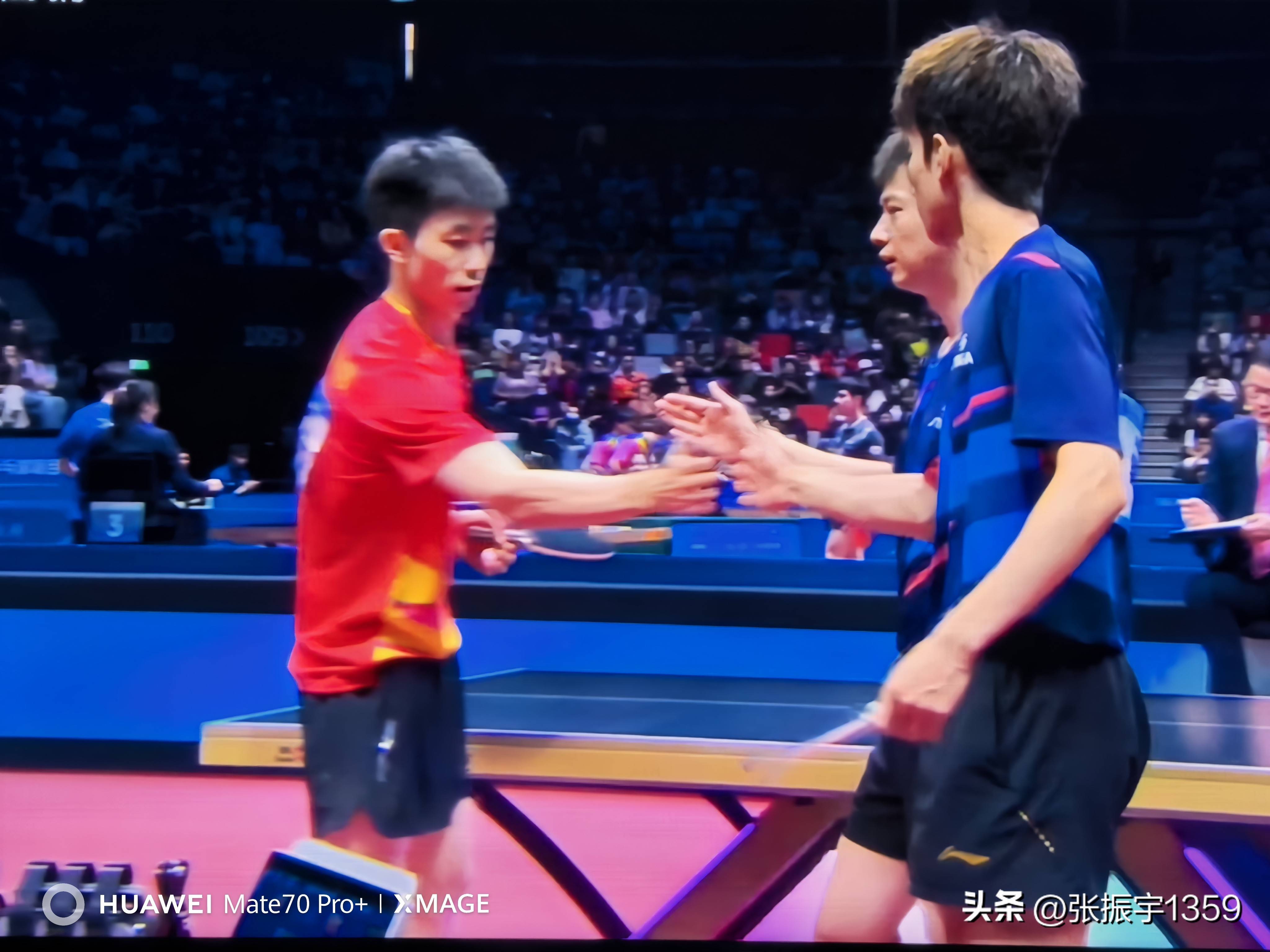 英格兰队鏖战韩国队，许昕惊艳四座