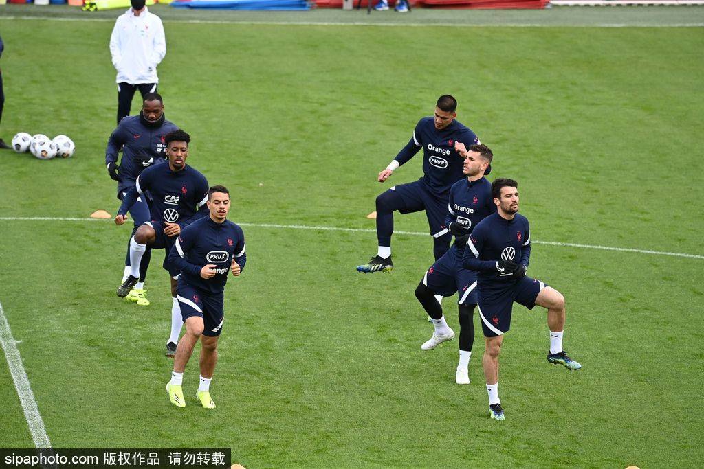 韩国队翻盘法国队，黄鸭组合关键制胜