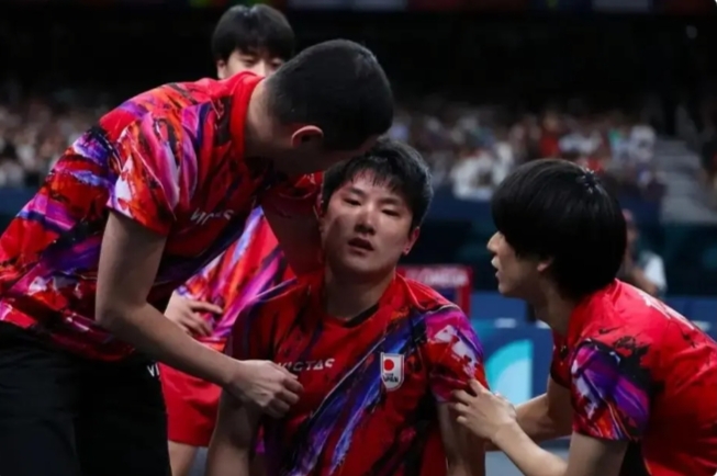 瑞典乒乓球队爆冷日本乒乓球队，张继科高光表现