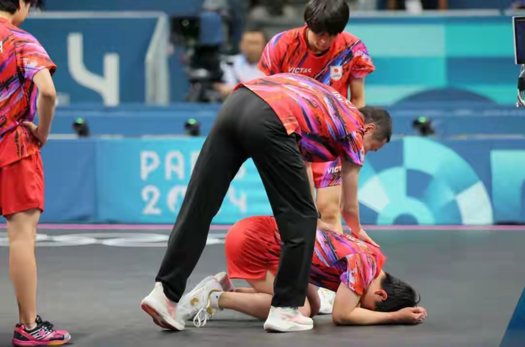 瑞典乒乓球队鏖战韩国乒乓球队，张本智和打破历史纪录