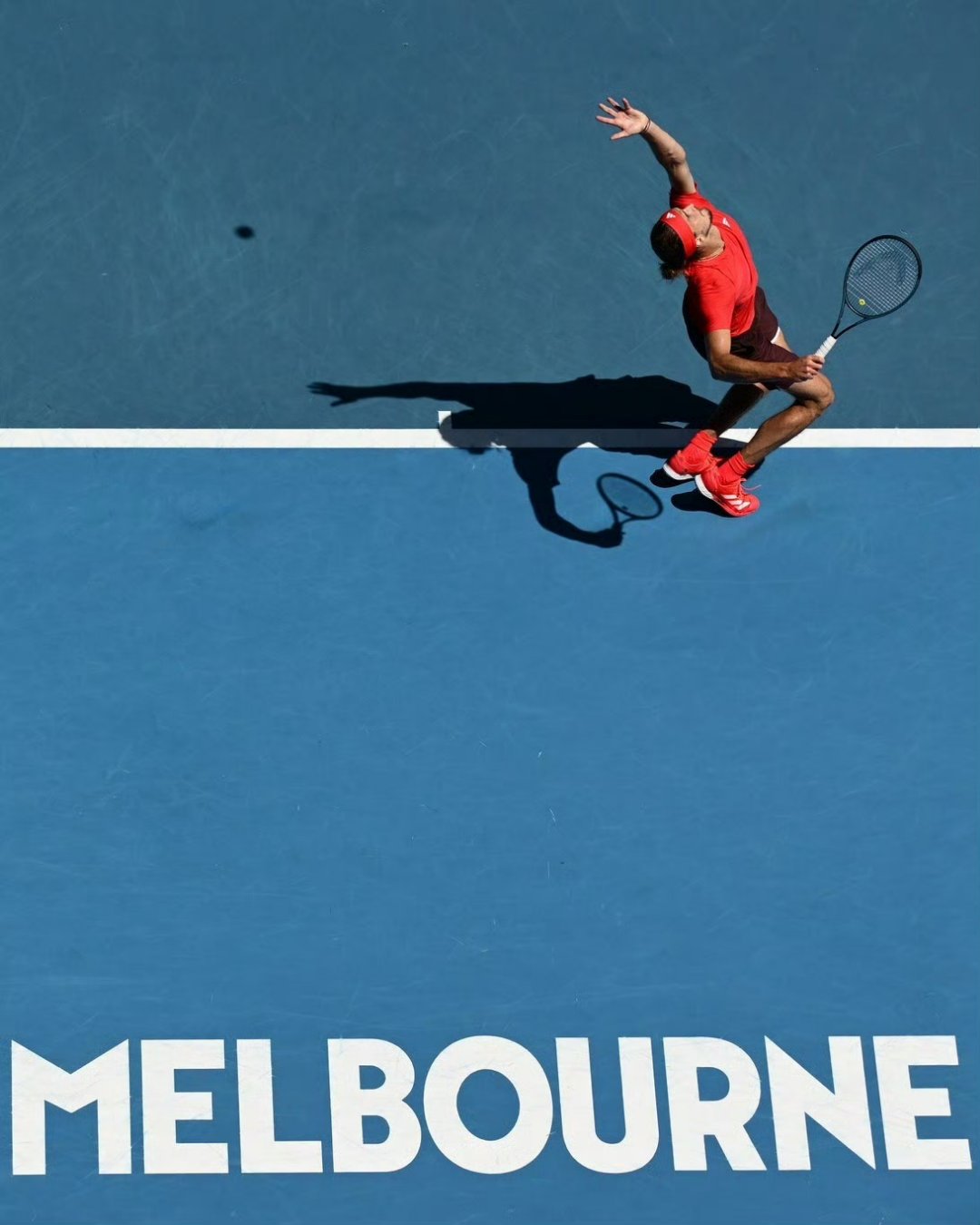 美国网球队碾压澳大利亚网球队，兹维列夫完成帽子戏法