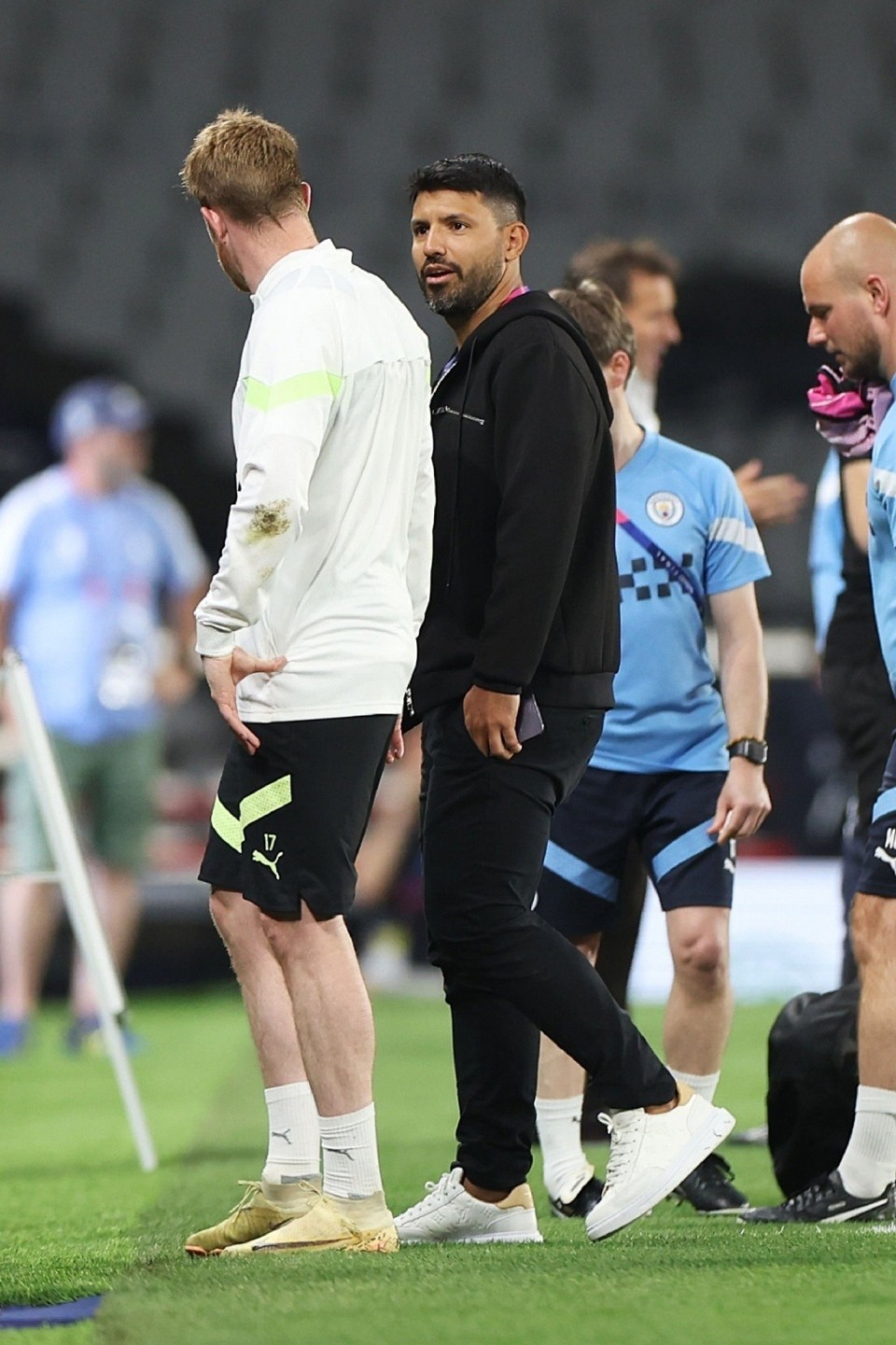 AC米兰完胜切尔西，阿圭罗刷新纪录