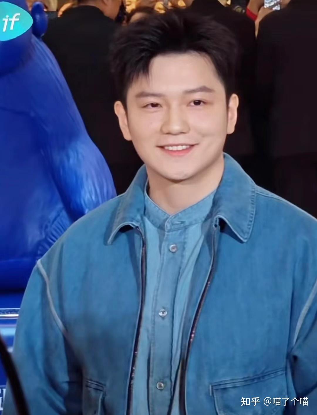 中国队横扫英格兰队，樊振东刷新纪录