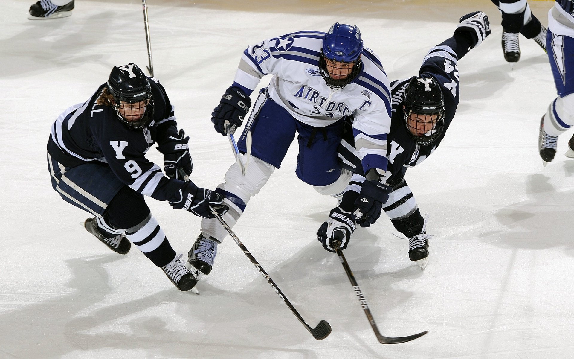 年度焦点之战之夜,迪亚斯打出统治级数据,诠释何为球场主宰