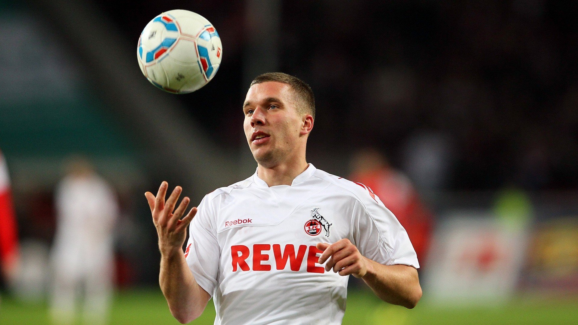 赛道风云，勒克莱尔领衔阿斯顿马丁横扫梅赛德斯